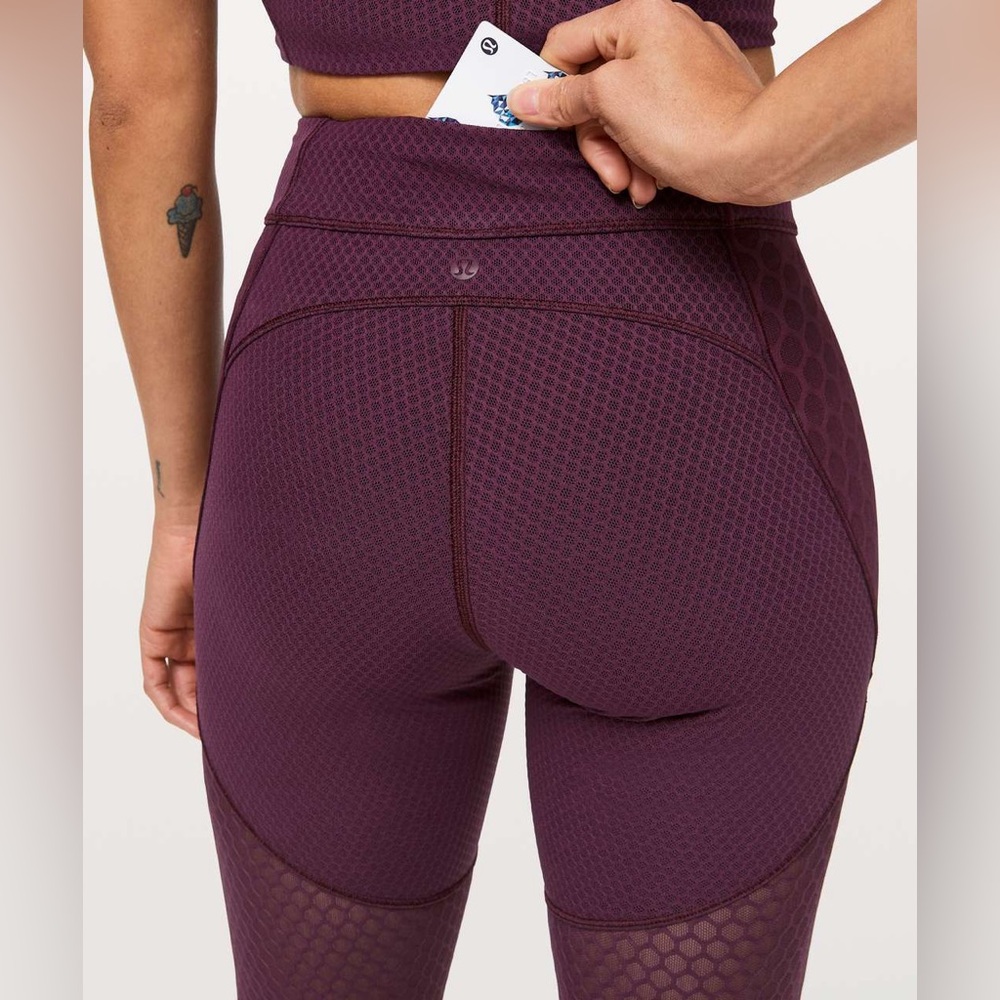 Lululemon LAB RARE Geo Tight 28"•High Rise Compression Pant•Plum•NO FLAWS•6 - Picture 4 of 16